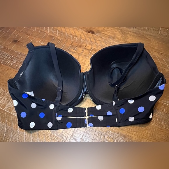 Polka Dot Bikini Top with Molded Cups & Underwire Size 22 - Picture 3 of 8